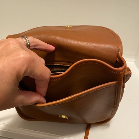 COACH LEATHER SHOULDER BAG BUTTERY TAN LEATHER - Picture 3 of 15